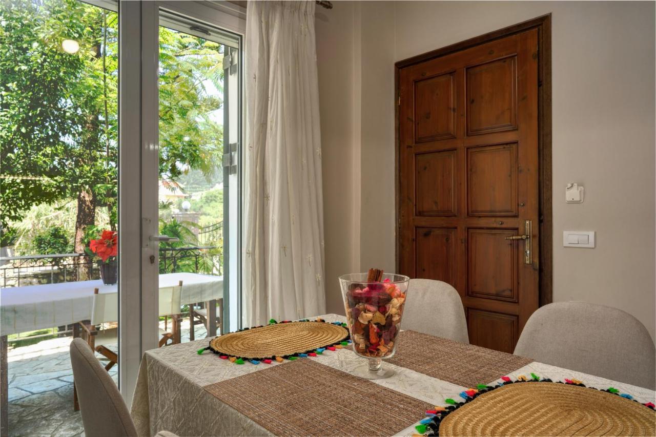 La Casa De Cambo Villa Gaitani Bagian luar foto